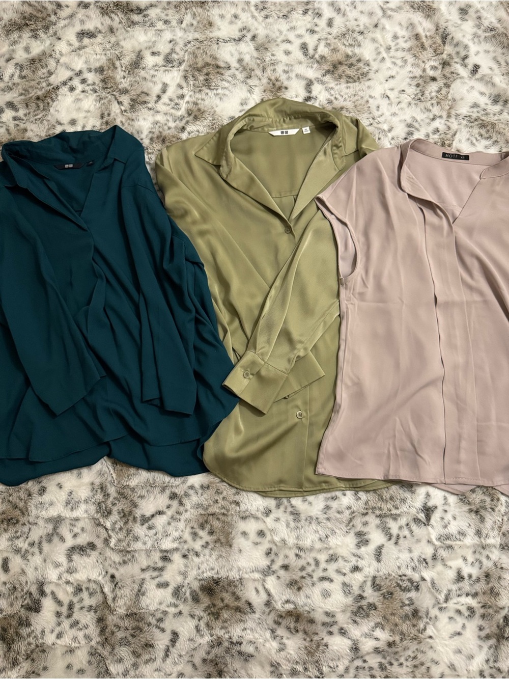 Bundle UNIQLO 3/4 Sleeve (2) and Motf Dress Blouse